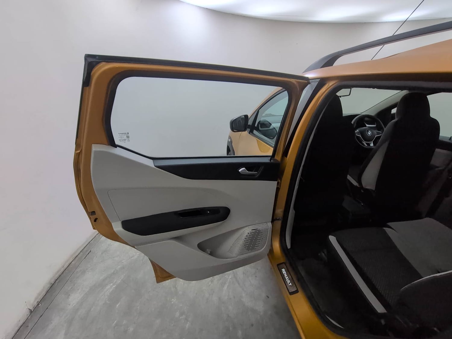 Used 2020 Renault Triber RXZ Petrol Manual interior LEFT REAR DOOR OPEN VIEW