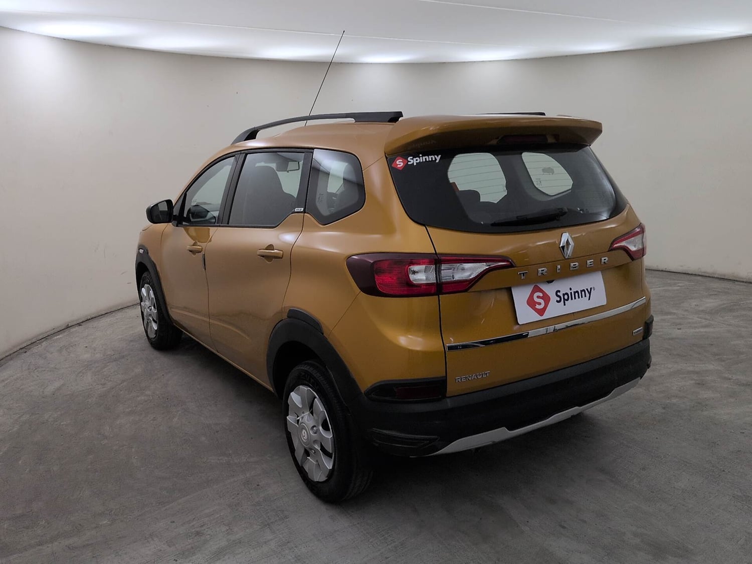 Used 2020 Renault Triber RXZ Petrol Manual exterior LEFT REAR CORNER VIEW
