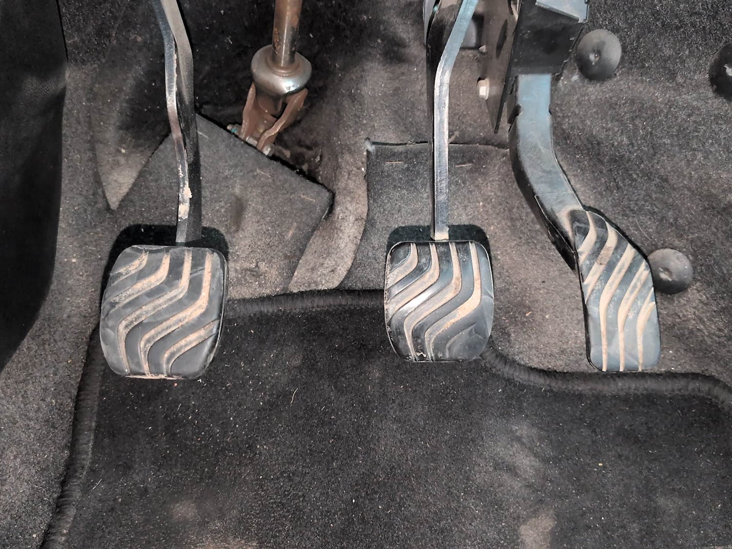Used 2020 Renault Triber RXZ Petrol Manual interior PEDALS VIEW