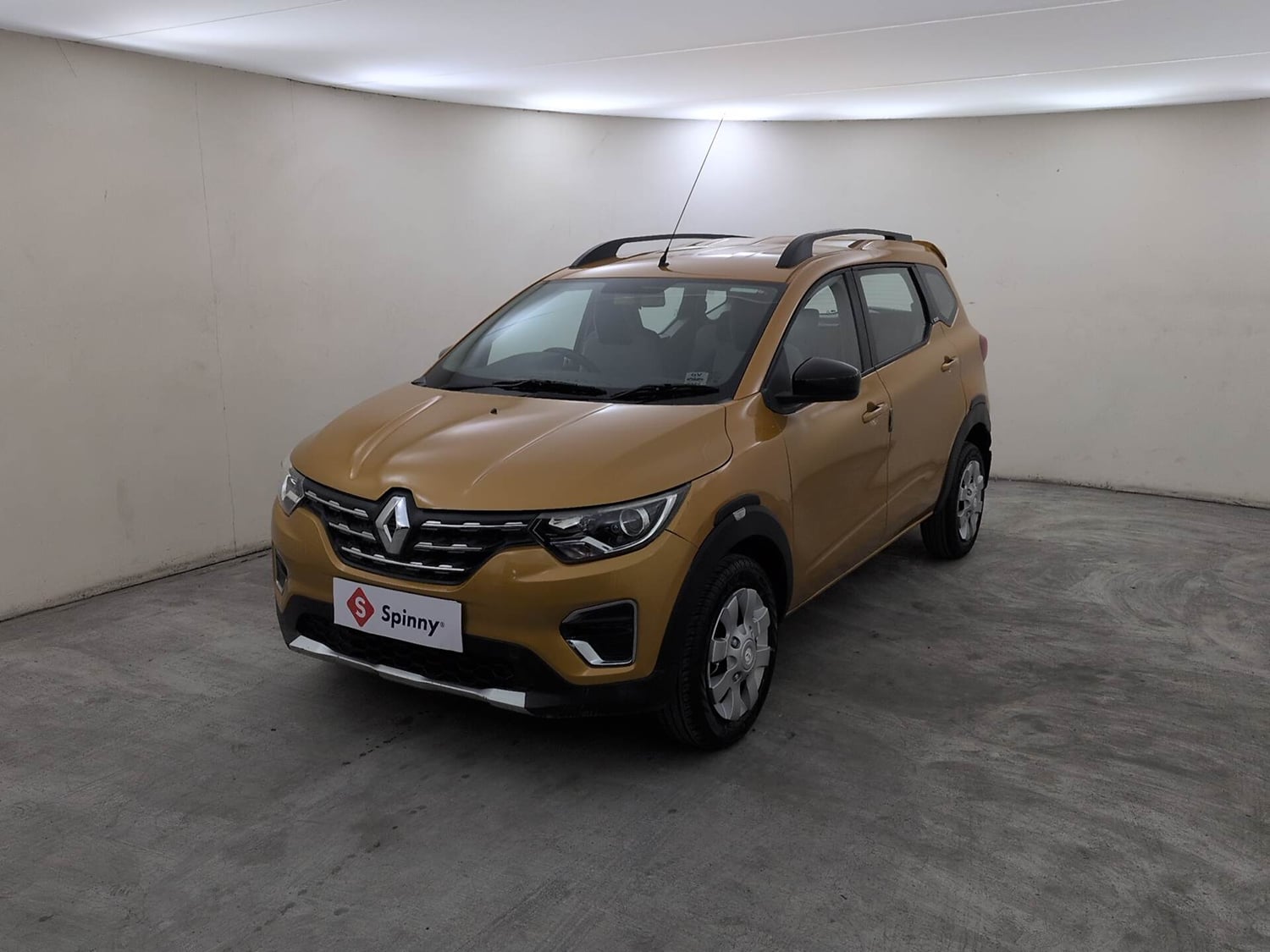 Used 2020 Renault Triber RXZ Petrol Manual exterior LEFT FRONT CORNER VIEW