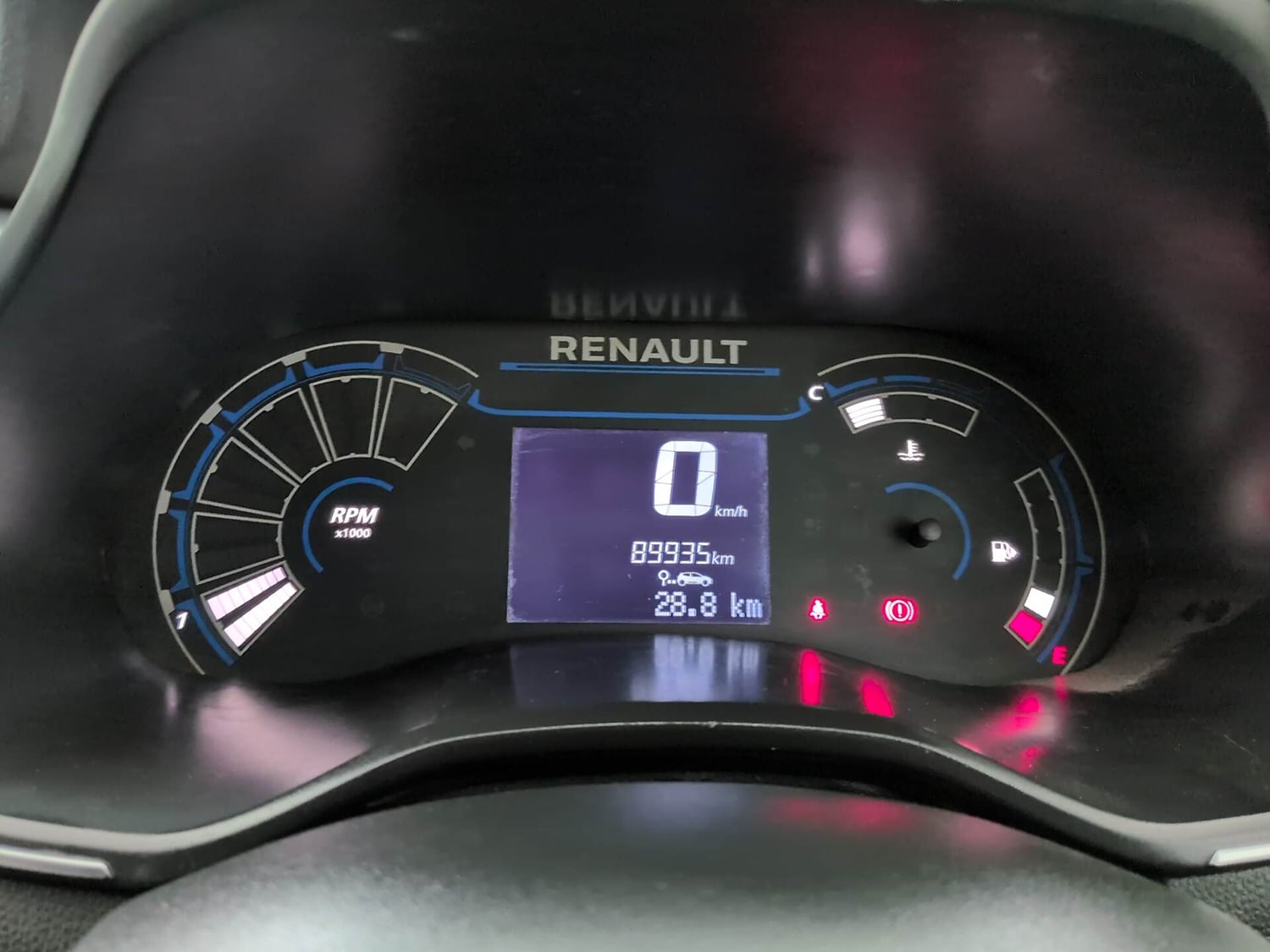 Used 2020 Renault Triber RXZ Petrol Manual interior CLUSTERMETER VIEW