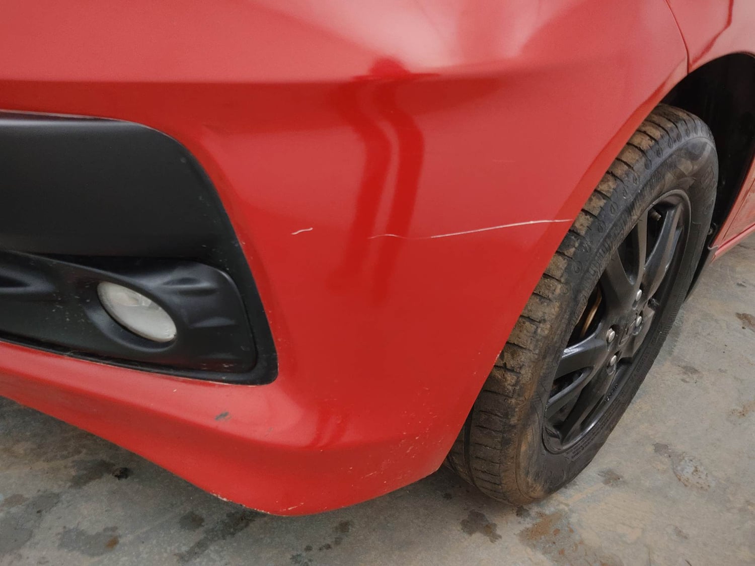 Used 2015 Honda Brio VX MT Petrol Manual dents MINOR SCRATCH