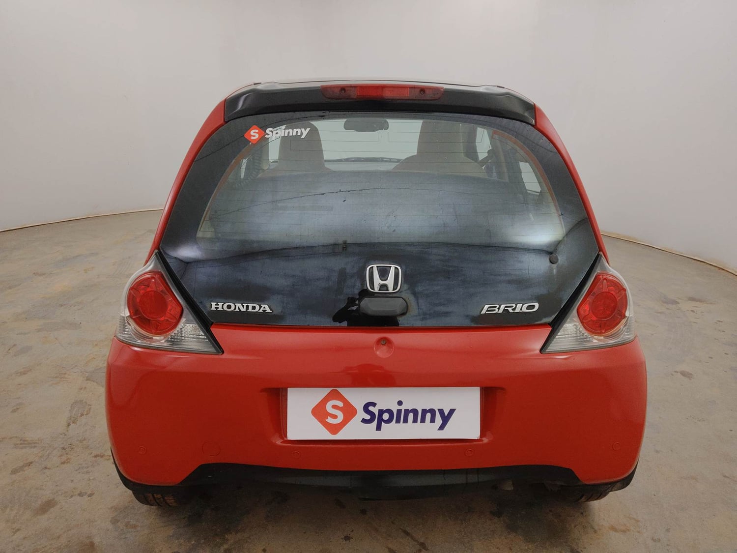 Used 2015 Honda Brio VX MT Petrol Manual exterior BACK VIEW