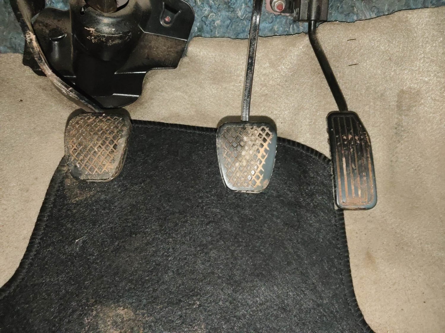 Used 2015 Honda Brio VX MT Petrol Manual interior PEDALS VIEW