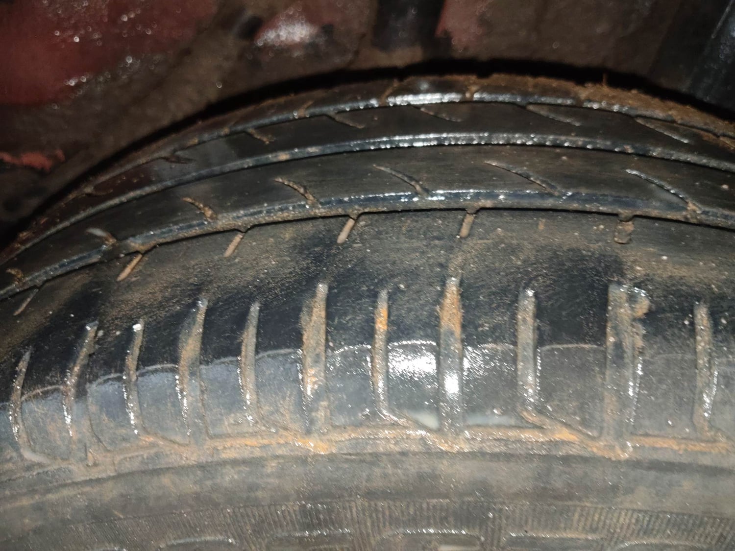 Used 2015 Honda Brio VX MT Petrol Manual tyres LEFT REAR TYRE TREAD VIEW