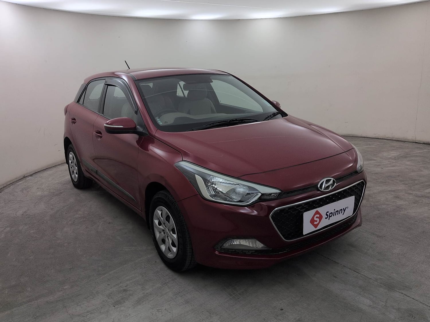 Used 2016 Hyundai Elite i20 Sportz 1.2 Petrol Manual exterior RIGHT FRONT CORNER VIEW
