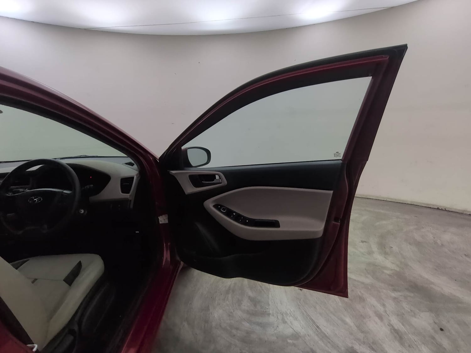 Used 2016 Hyundai Elite i20 Sportz 1.2 Petrol Manual interior RIGHT FRONT DOOR OPEN VIEW