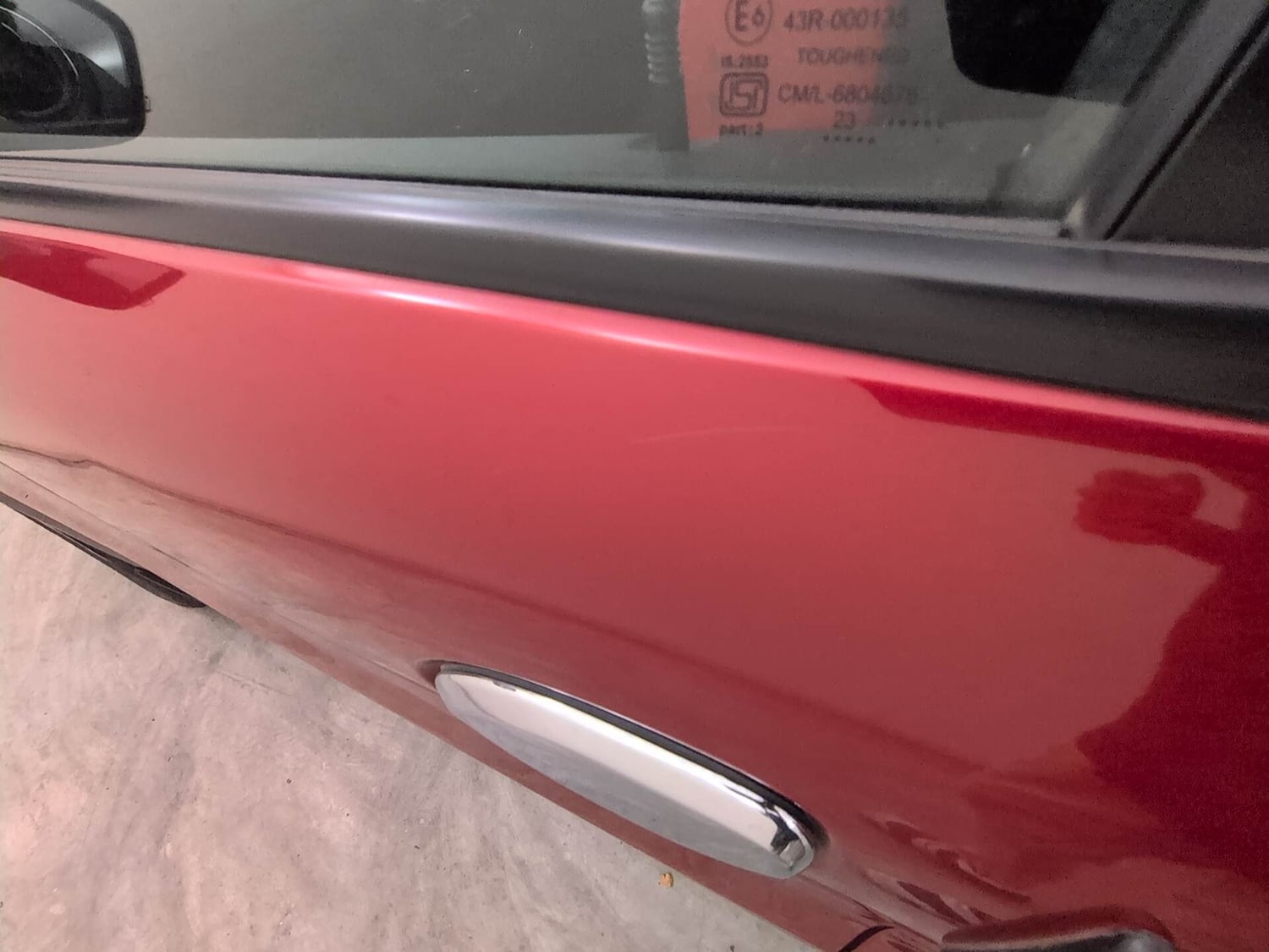 Used 2024 Renault Kwid RXT 1.0 AMT Petrol Automatic dents MINOR SCRATCH