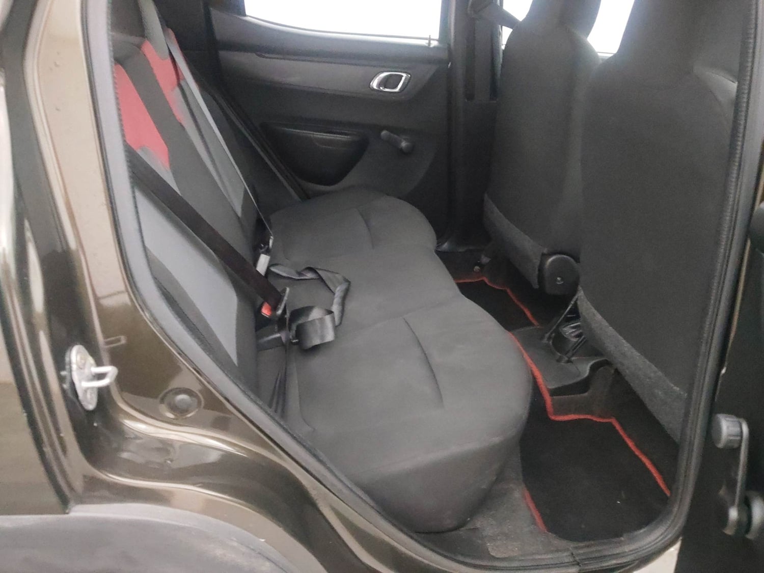 Used 2020 Renault Kwid 1.0 RXT AMT Opt Petrol Automatic interior RIGHT SIDE REAR DOOR CABIN VIEW