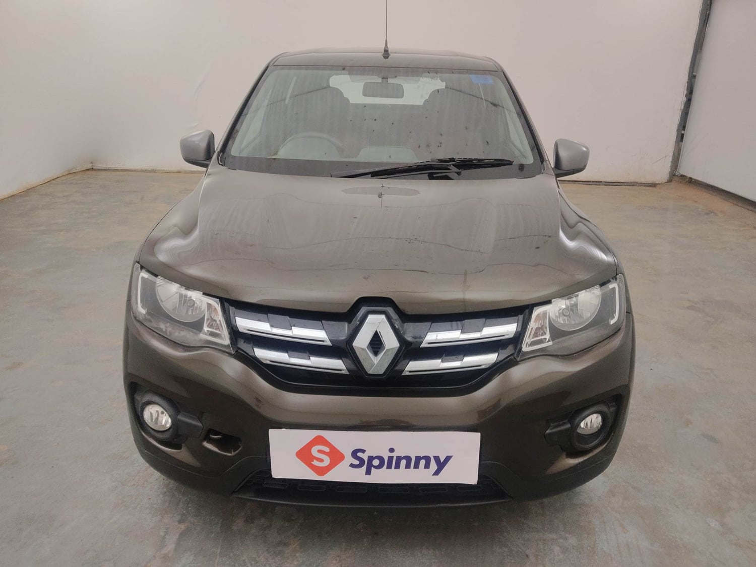 Used 2020 Renault Kwid 1.0 RXT AMT Opt Petrol Automatic exterior FRONT VIEW