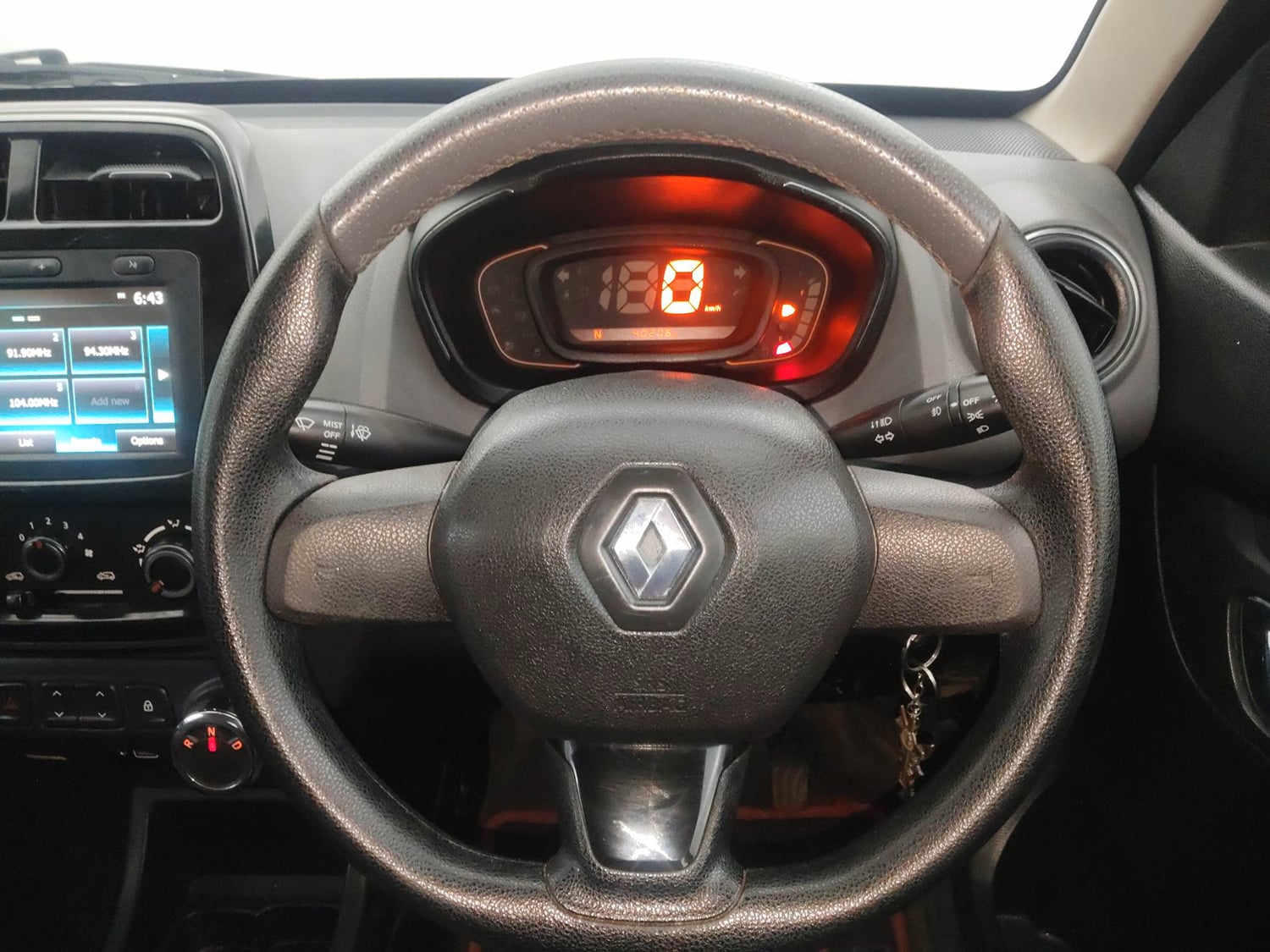 Used 2020 Renault Kwid 1.0 RXT AMT Opt Petrol Automatic interior STEERING VIEW