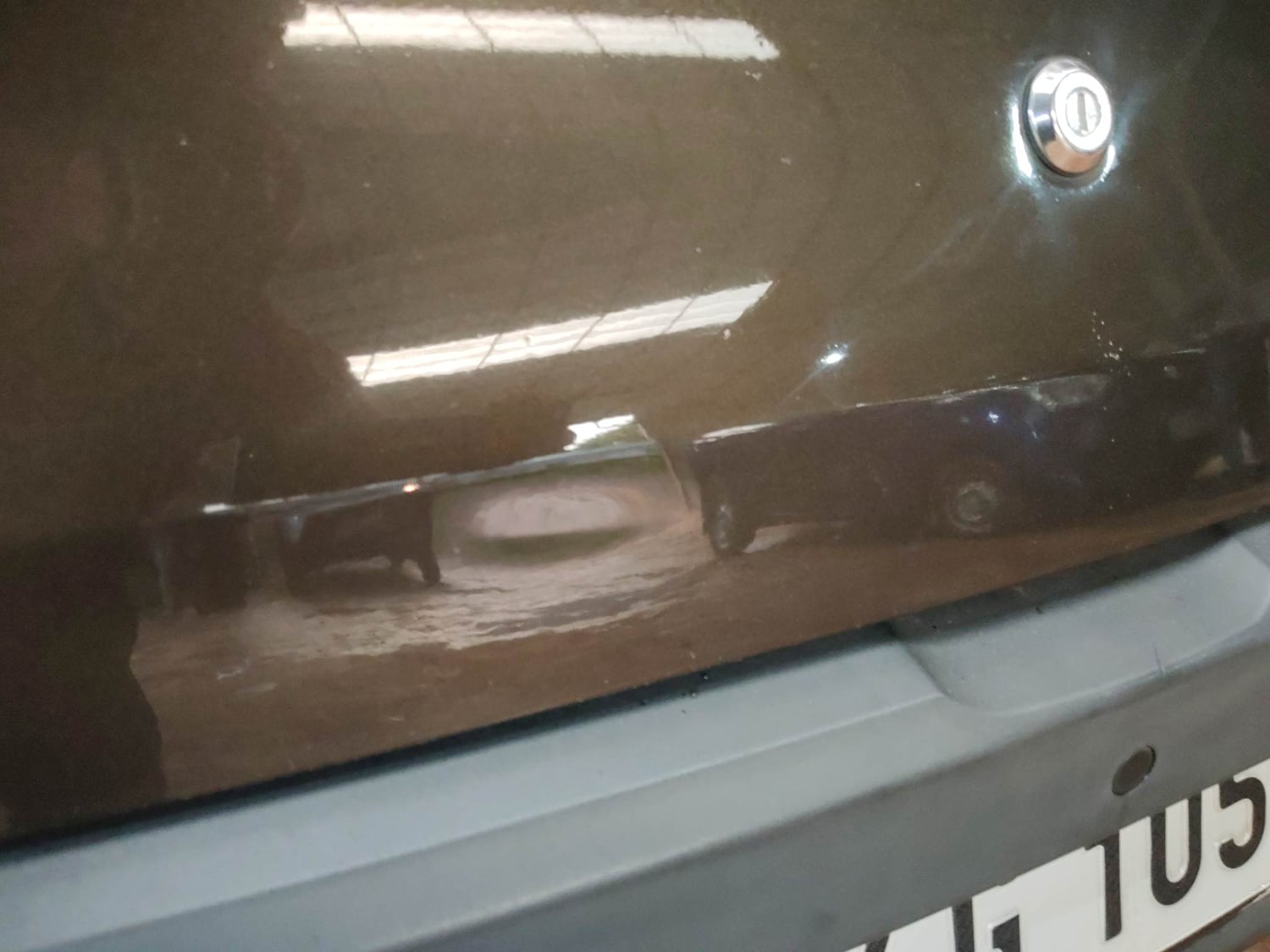 Used 2020 Renault Kwid 1.0 RXT AMT Opt Petrol Automatic dents MINOR DENT