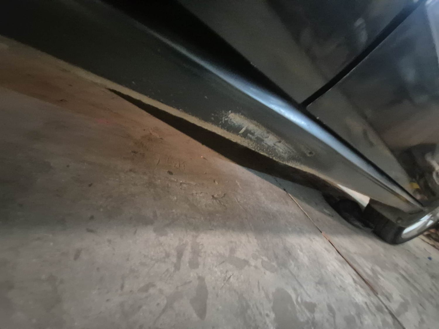 Used 2018 Volkswagen Ameo Highline1.2L Plus (P) 16 Alloy Petrol Manual dents MINOR DENT