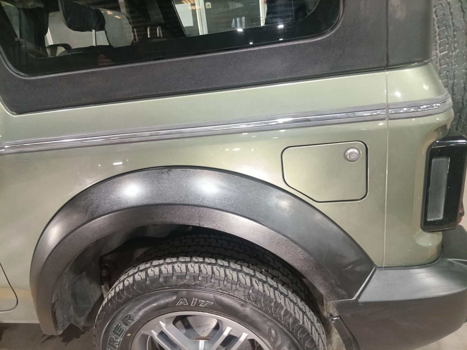 Used 2021 mahindra Thar LX Hard Top Petrol AT 4WD Petrol Automatic dents MINOR SCRATCH