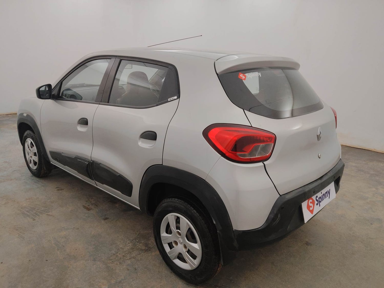 Used 2016 Renault Kwid RXL Petrol Manual exterior LEFT REAR CORNER VIEW