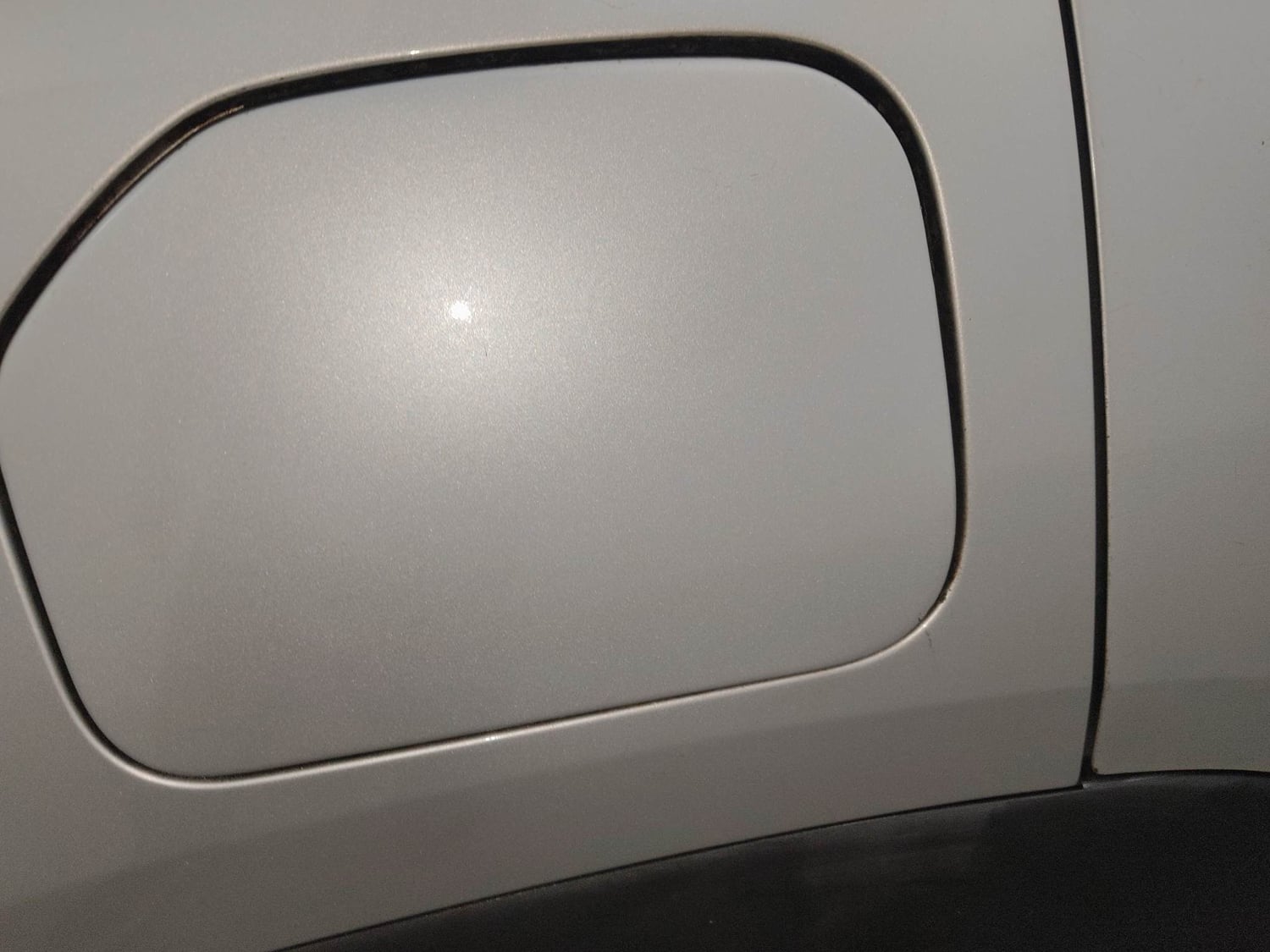 Used 2016 Renault Kwid RXL Petrol Manual dents MINOR SCRATCH