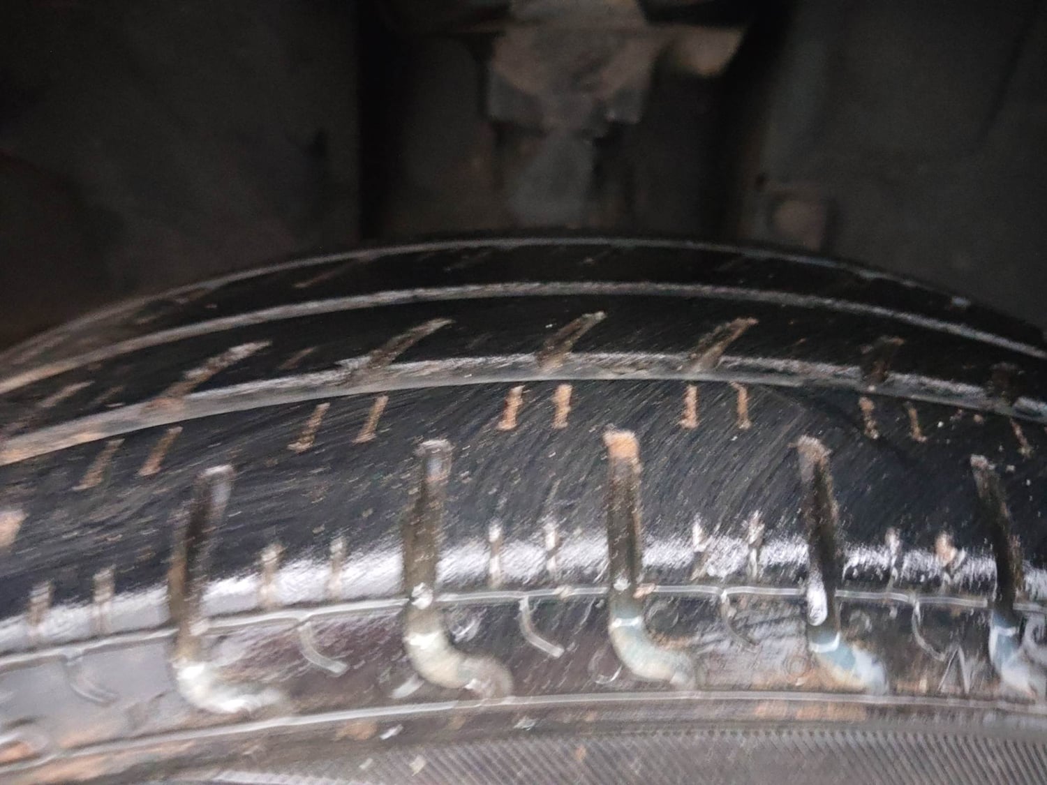 Used 2016 Renault Kwid RXL Petrol Manual tyres RIGHT FRONT TYRE TREAD VIEW