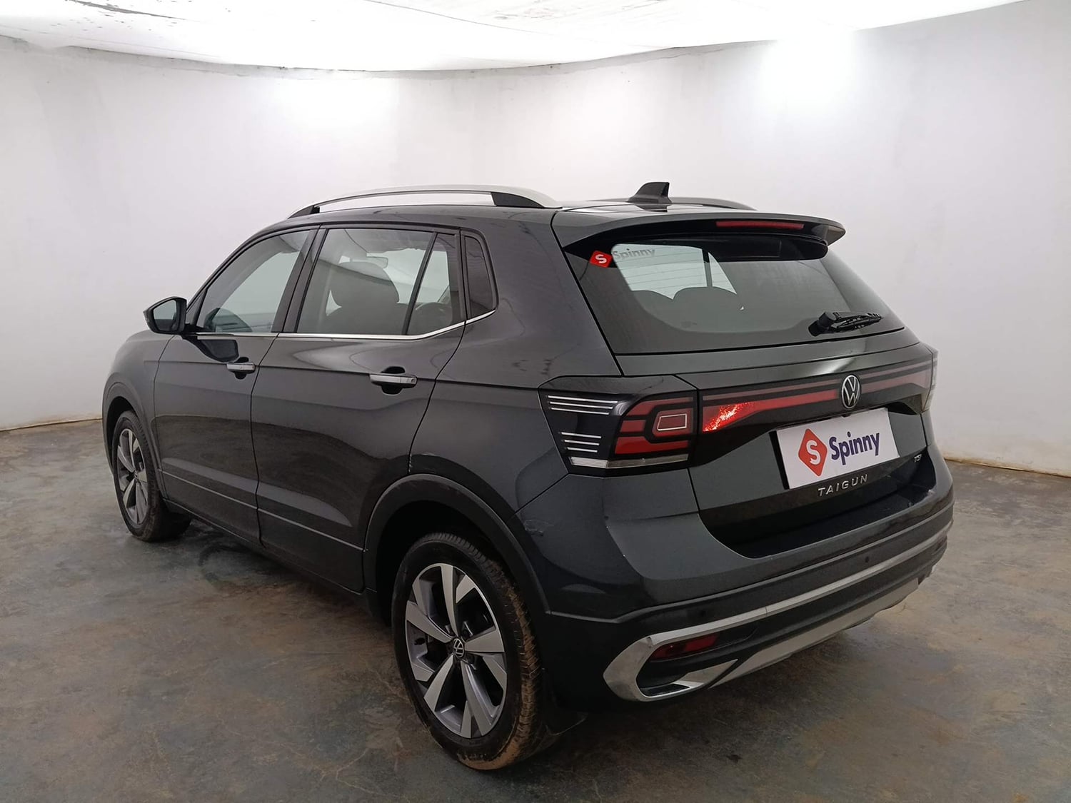 Used 2024 Volkswagen Taigun Topline 1.0 TSI AT Petrol Automatic exterior LEFT REAR CORNER VIEW