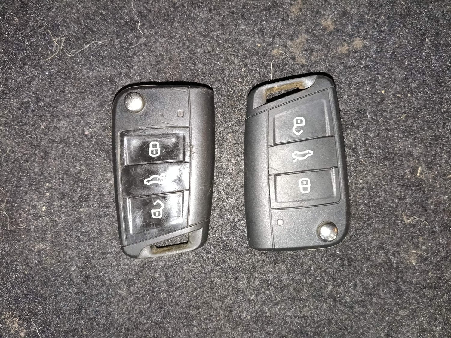 Used 2024 Volkswagen Taigun Topline 1.0 TSI AT Petrol Automatic extra CAR KEY VIEW