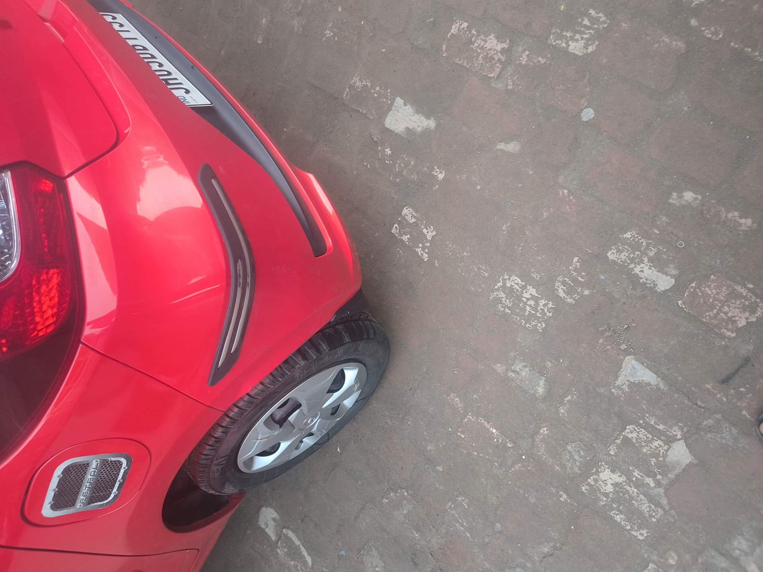 Used 2021 Tata Tiago XT Petrol Manual dents MINOR SCRATCH