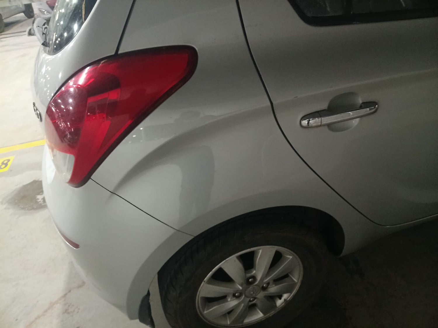 Used 2012 Hyundai i20 Asta 1.4 CRDI Diesel Manual dents MINOR SCRATCH