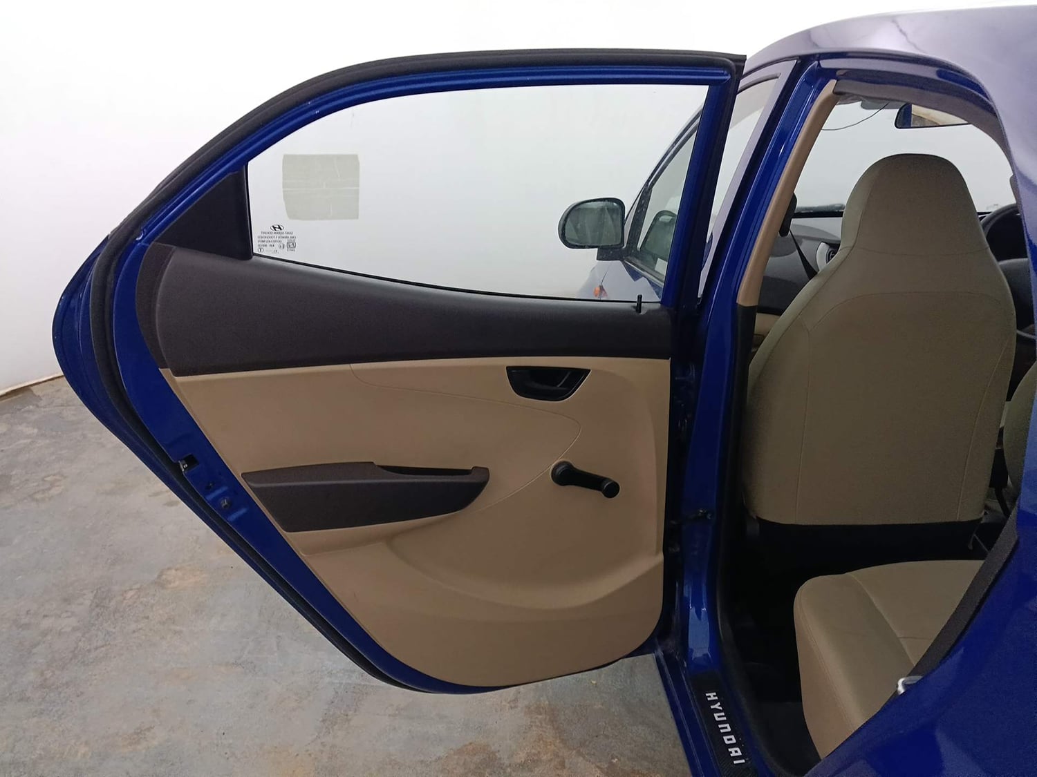 Used 2017 Hyundai Eon Era + Petrol Manual interior LEFT REAR DOOR OPEN VIEW