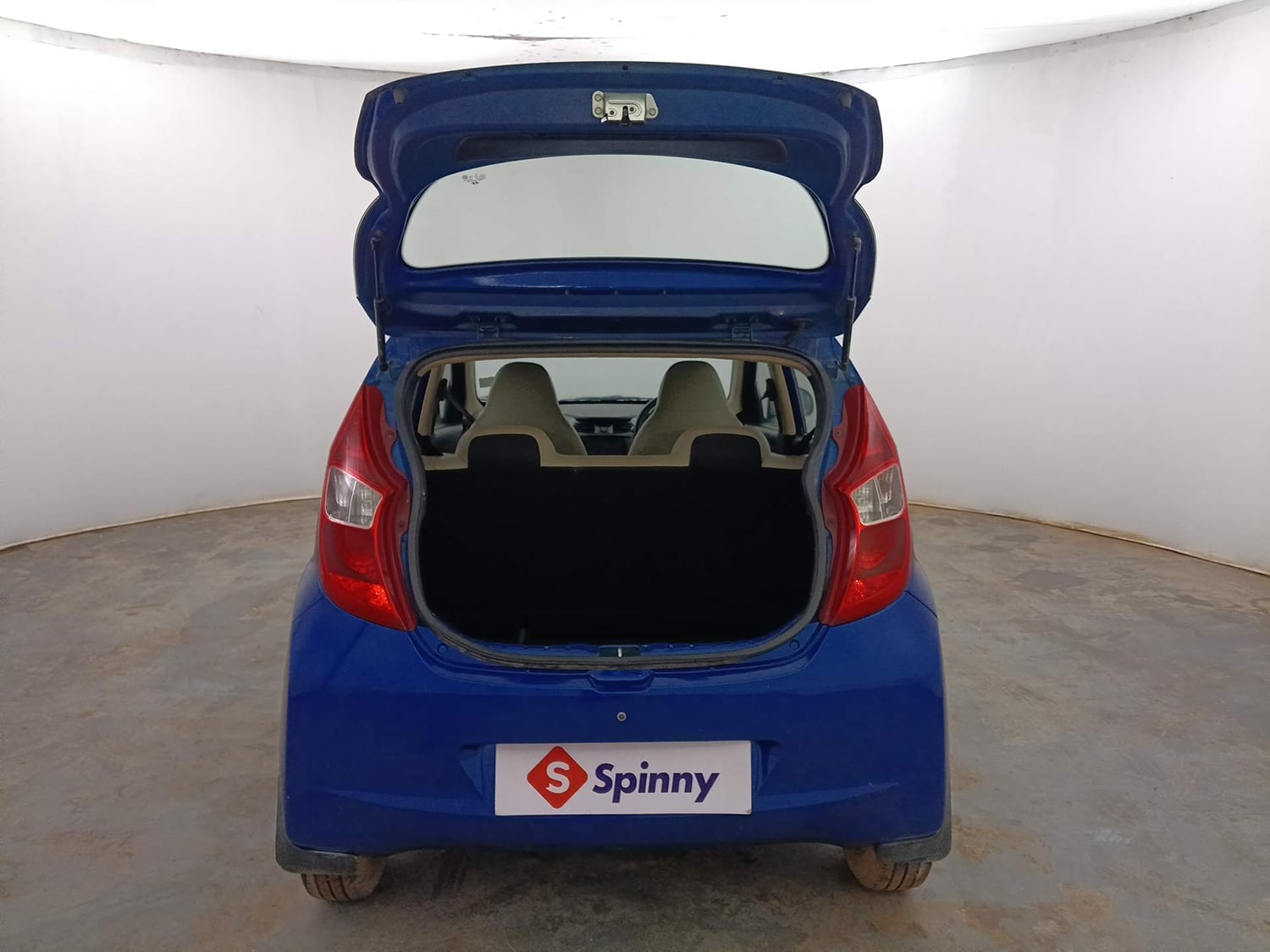 Used 2017 Hyundai Eon Era + Petrol Manual interior DICKY DOOR OPEN VIEW