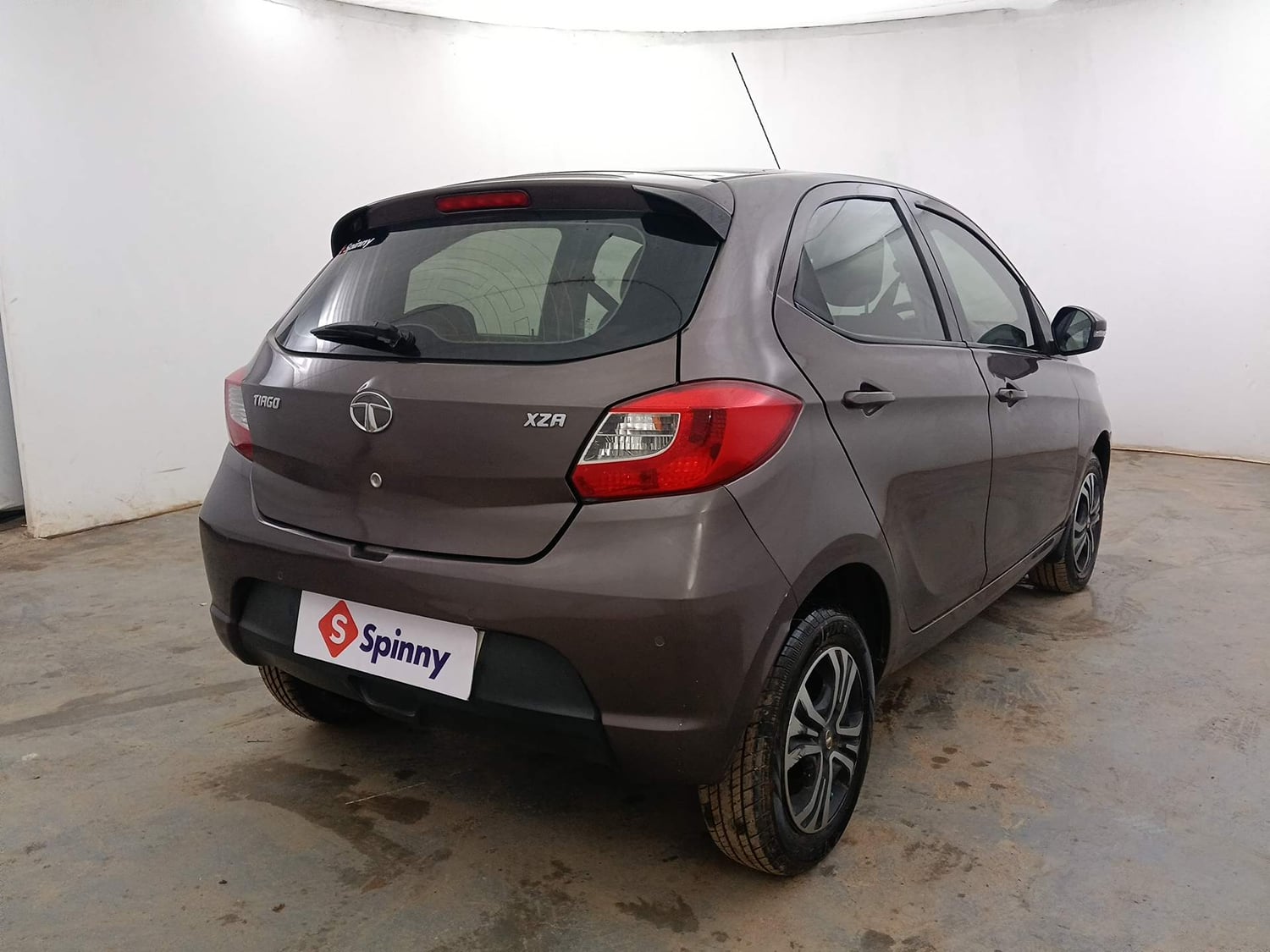 Used 2019 Tata Tiago Revotron XZA Petrol Automatic exterior RIGHT REAR CORNER VIEW