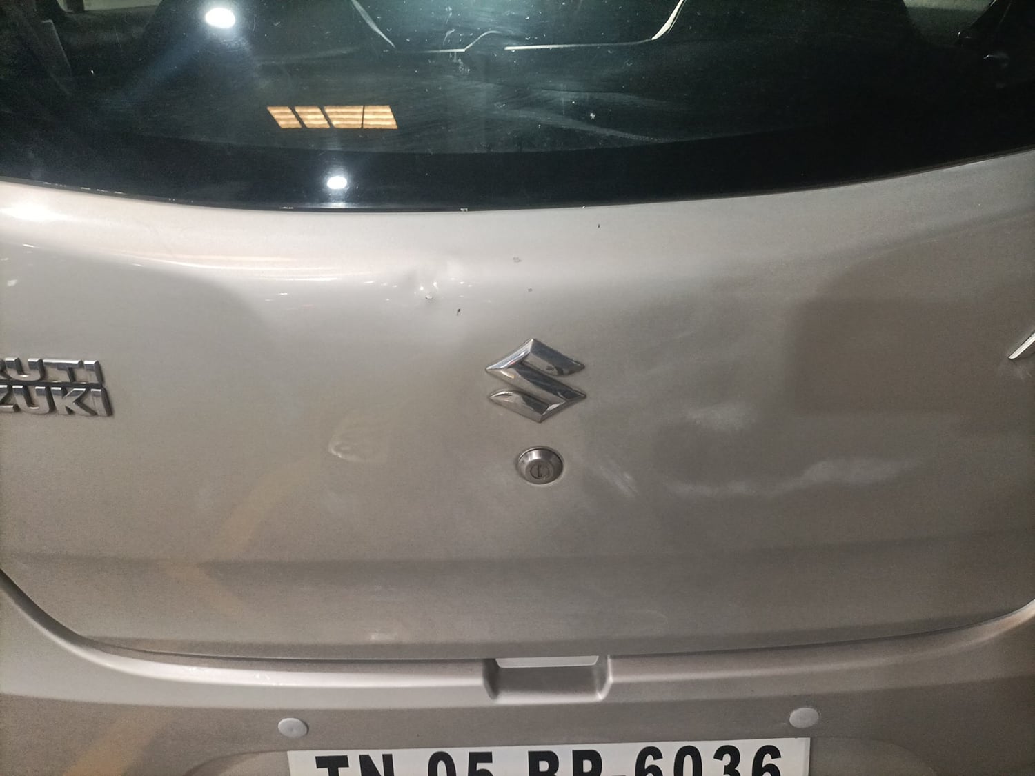 Used 2017 Maruti Suzuki Alto 800 LXi (O) Petrol Manual dents MINOR DENT