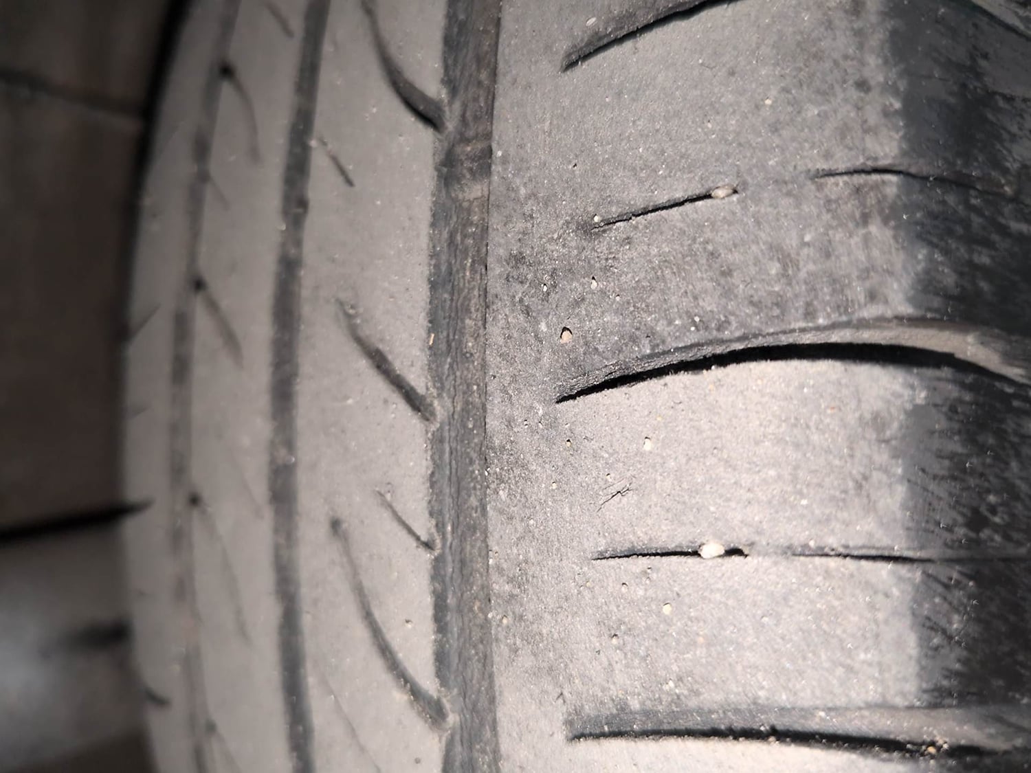 Used 2017 Hyundai Xcent SX Petrol Manual tyres RIGHT REAR TYRE TREAD VIEW
