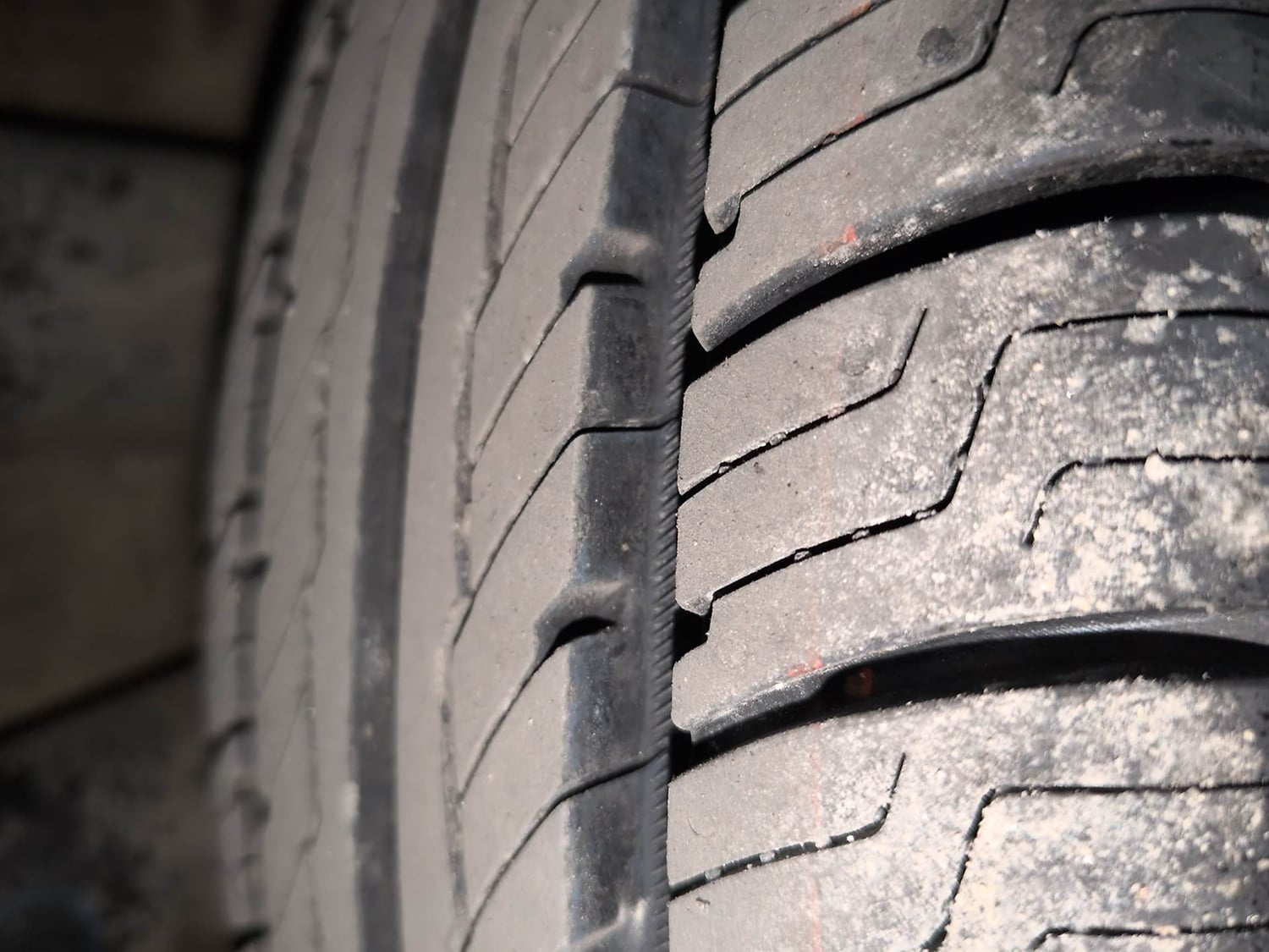 Used 2017 Hyundai Xcent SX Petrol Manual tyres LEFT REAR TYRE TREAD VIEW