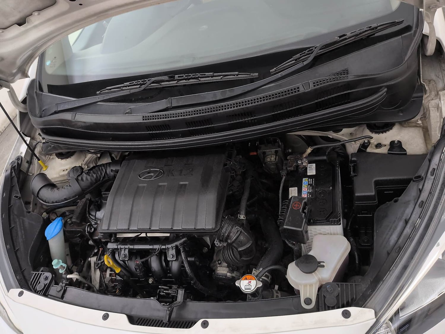 Used 2017 Hyundai Xcent SX Petrol Manual engine ENGINE LEFT SIDE VIEW