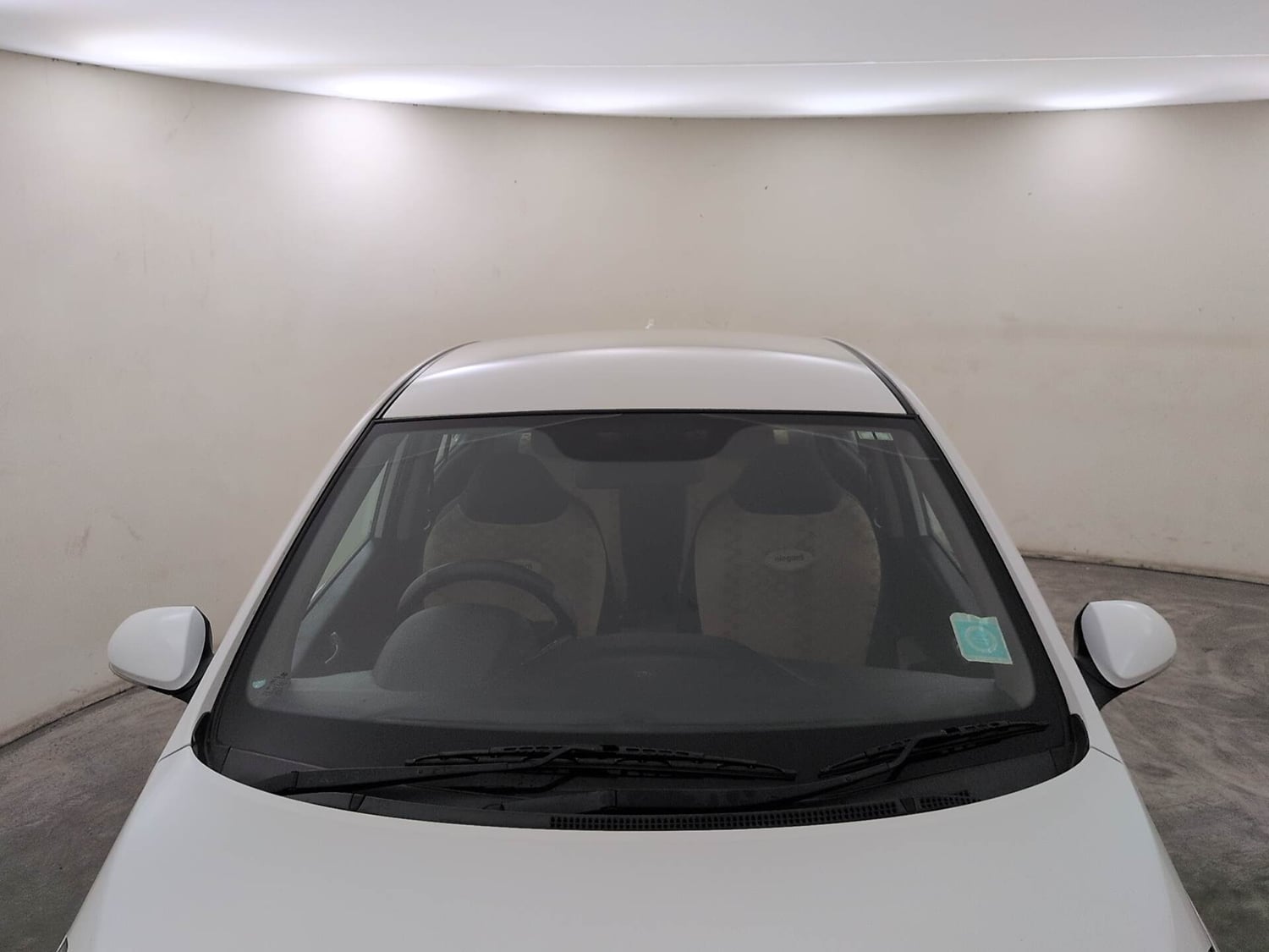 Used 2017 Hyundai Xcent SX Petrol Manual exterior FRONT WINDSHIELD VIEW