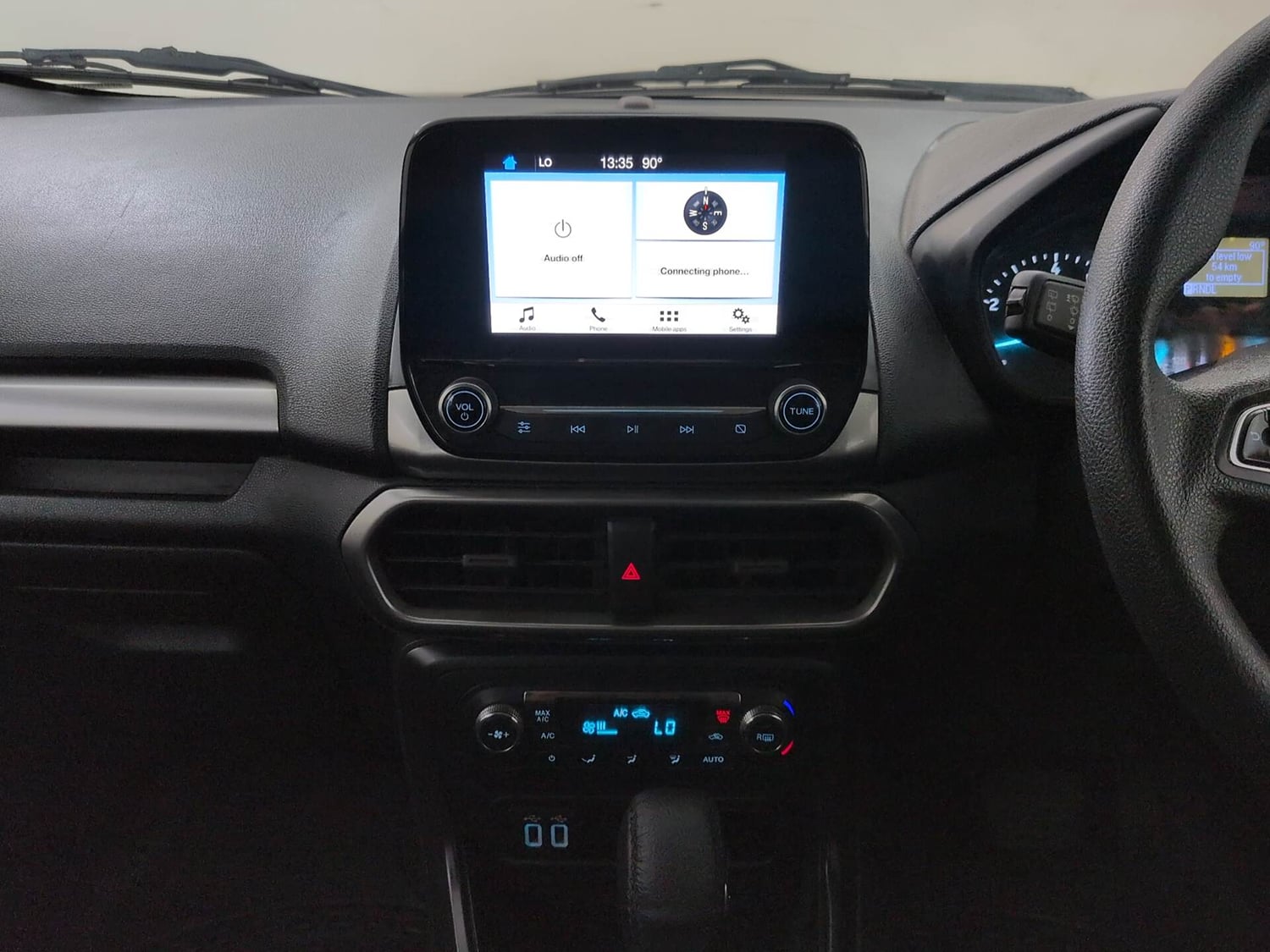 Used 2018 Ford EcoSport Trend + 1.5L Ti-VCT AT Petrol Automatic interior MUSIC SYSTEM & AC CONTROL VIEW