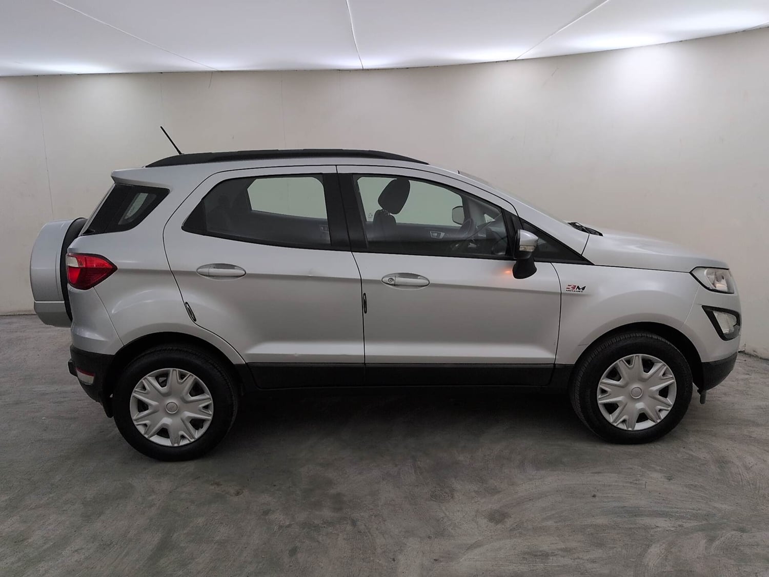 Used 2018 Ford EcoSport Trend + 1.5L Ti-VCT AT Petrol Automatic exterior RIGHT SIDE VIEW