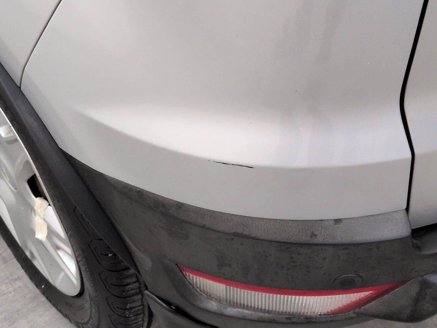 Used 2018 Ford EcoSport Trend + 1.5L Ti-VCT AT Petrol Automatic dents MINOR SCRATCH