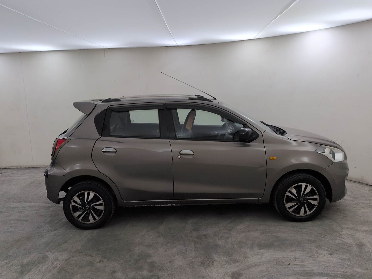 Used 2019 Datsun GO T(O) Petrol Manual exterior RIGHT SIDE VIEW