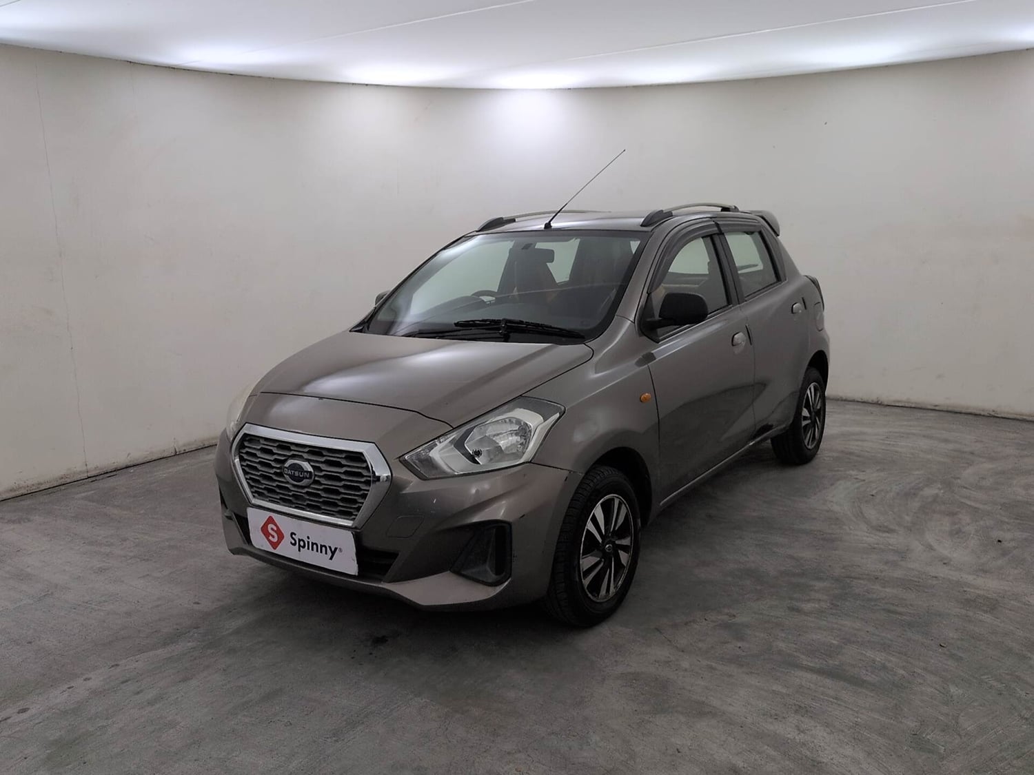 Used 2019 Datsun GO T(O) Petrol Manual exterior LEFT FRONT CORNER VIEW