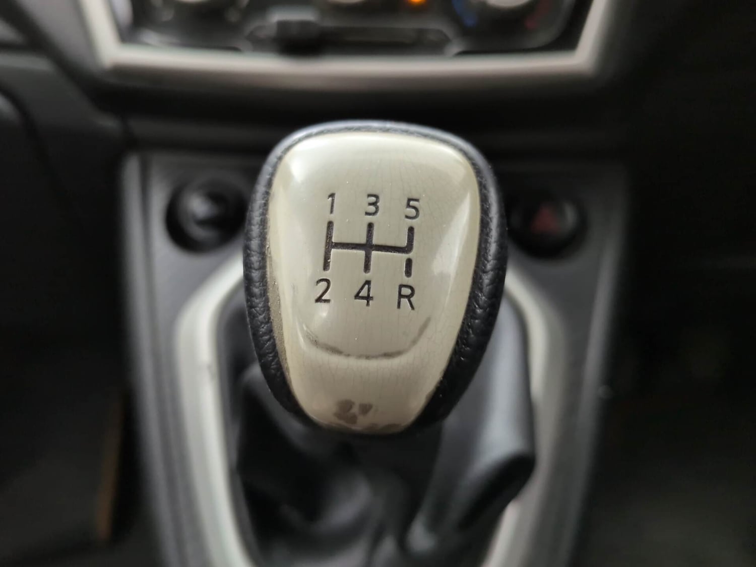Used 2019 Datsun GO T(O) Petrol Manual interior GEAR  KNOB VIEW