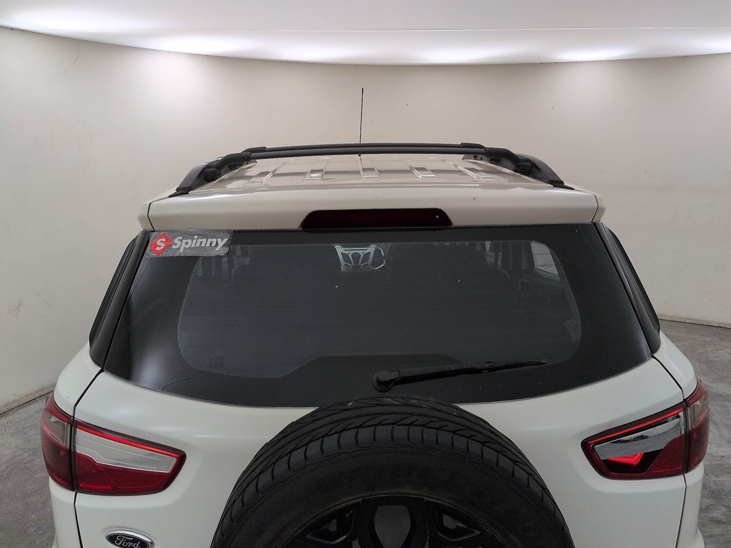 Used 2016 Ford EcoSport Titanium 1.5L TDCi Diesel Manual exterior BACK WINDSHIELD VIEW