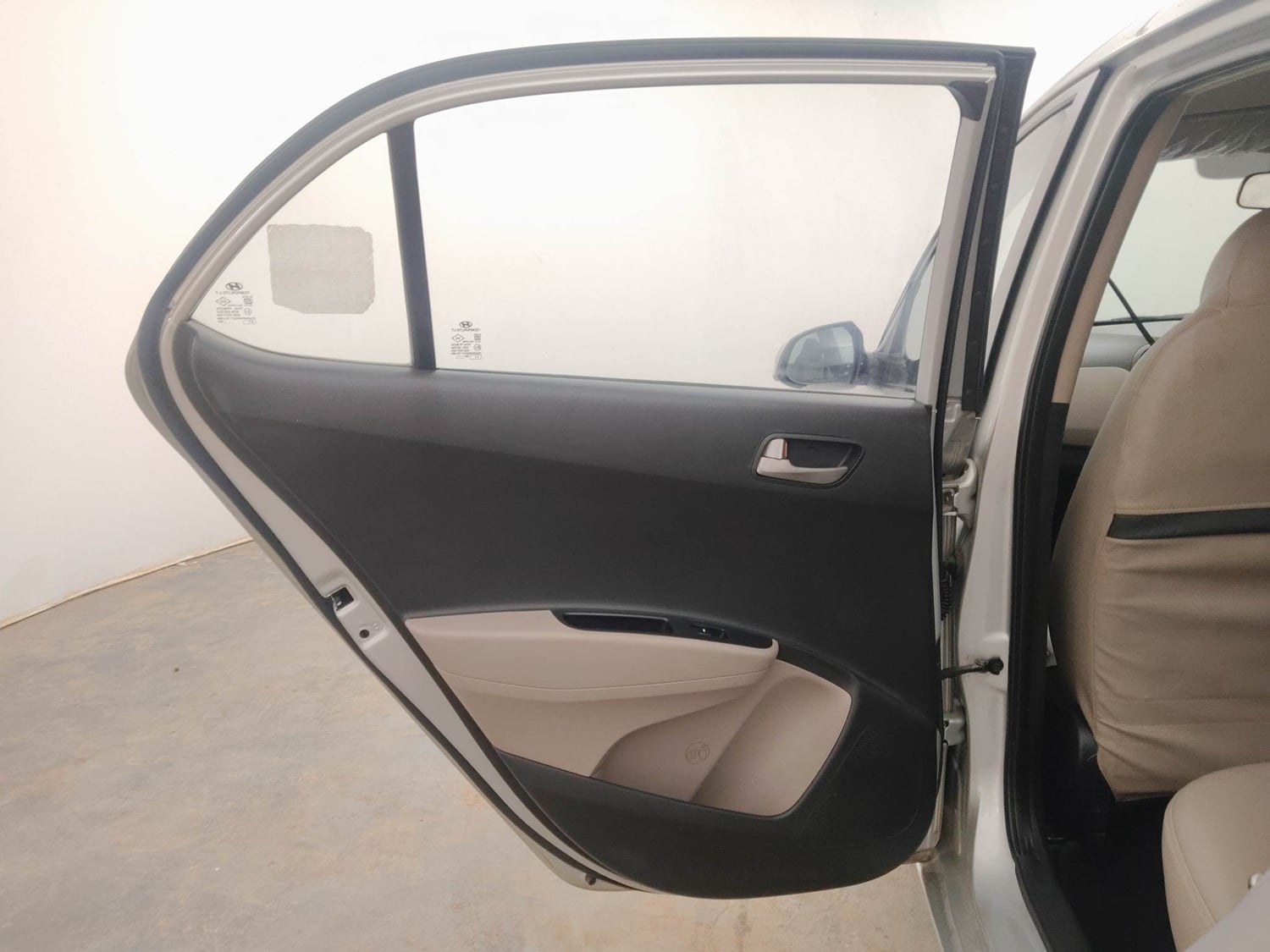 Used 2014 Hyundai Xcent S 1.2 (O) Petrol Manual interior LEFT REAR DOOR OPEN VIEW