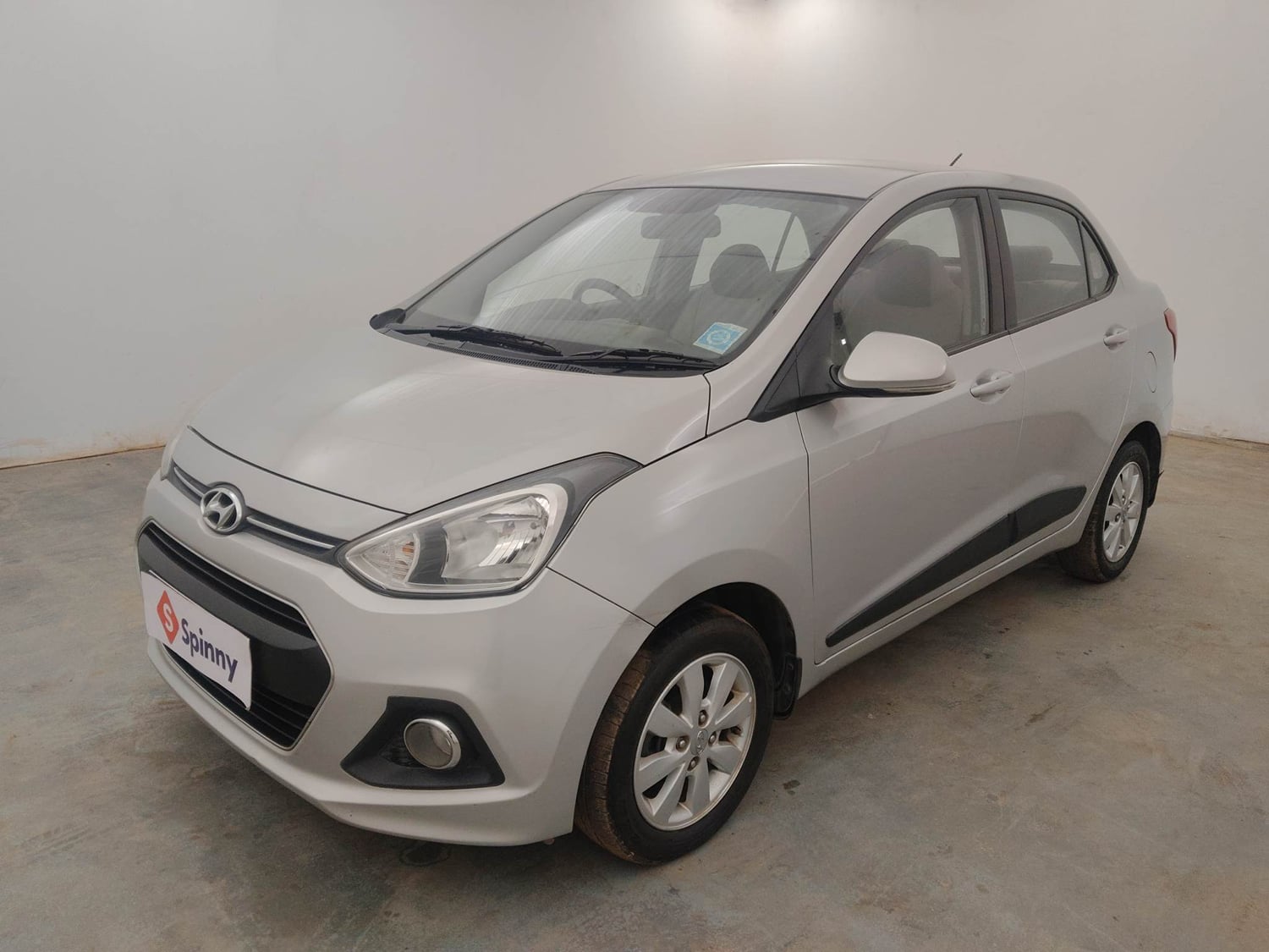 Used 2014 Hyundai Xcent S 1.2 (O) Petrol Manual exterior LEFT FRONT CORNER VIEW
