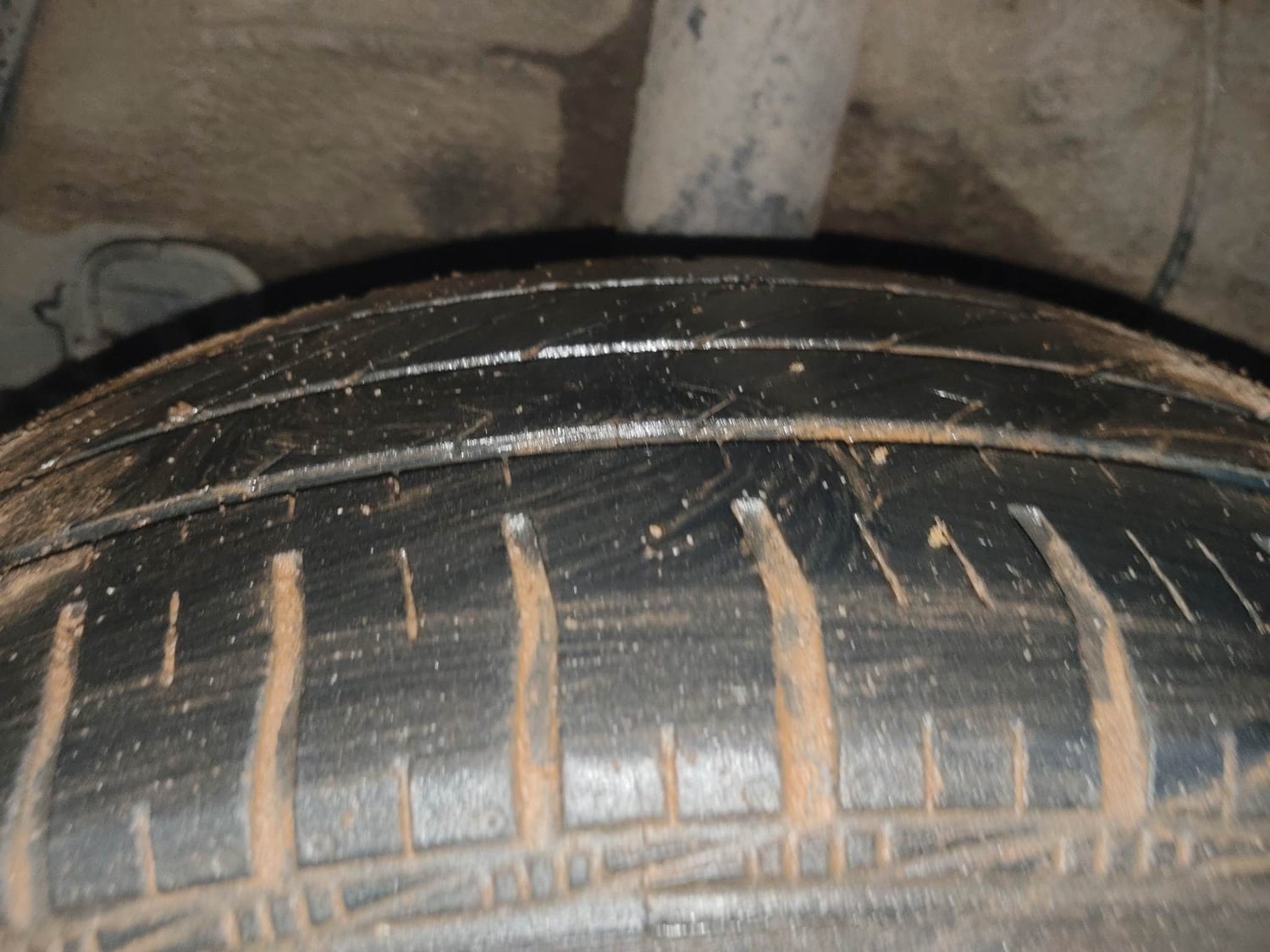 Used 2014 Hyundai Xcent S 1.2 (O) Petrol Manual tyres RIGHT REAR TYRE TREAD VIEW