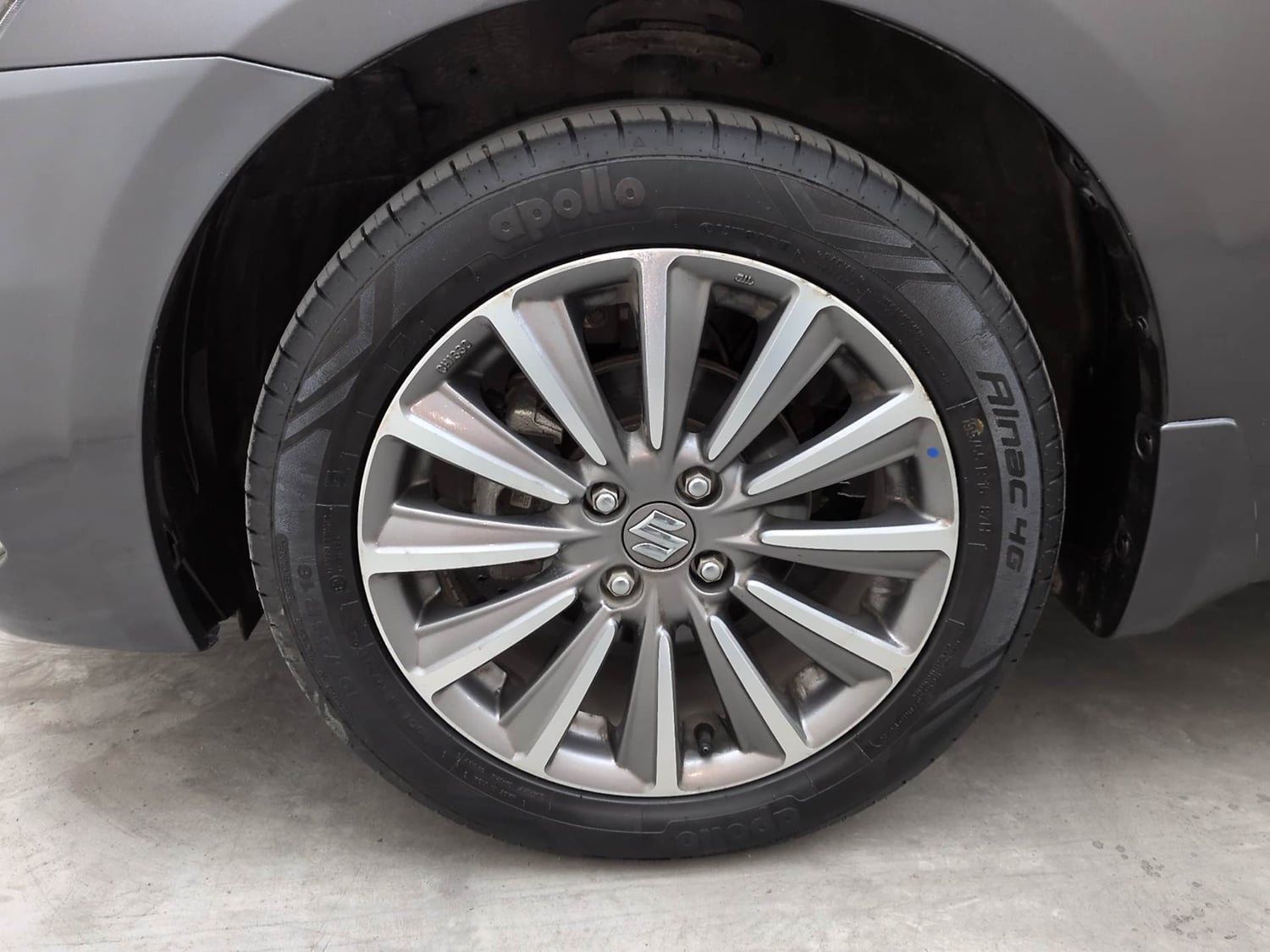 Used 2025 Maruti Suzuki Ciaz Alpha 1.5 AT Petrol Automatic tyres LEFT FRONT TYRE RIM VIEW