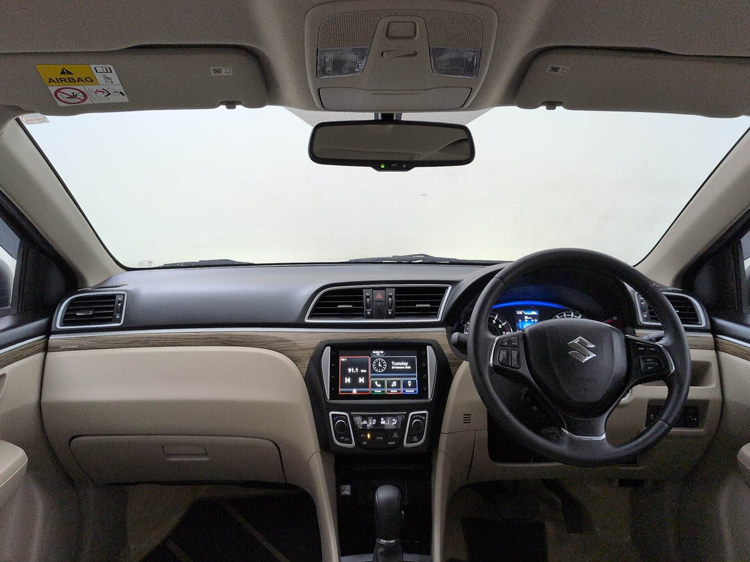 Used 2025 Maruti Suzuki Ciaz Alpha 1.5 AT Petrol Automatic interior DASHBOARD VIEW