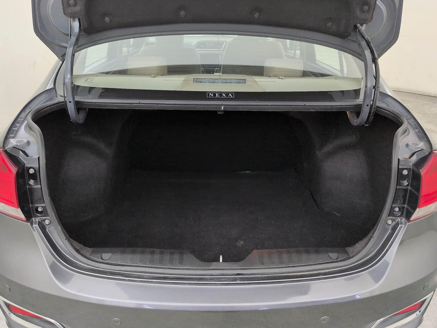 Used 2025 Maruti Suzuki Ciaz Alpha 1.5 AT Petrol Automatic interior DICKY INSIDE VIEW