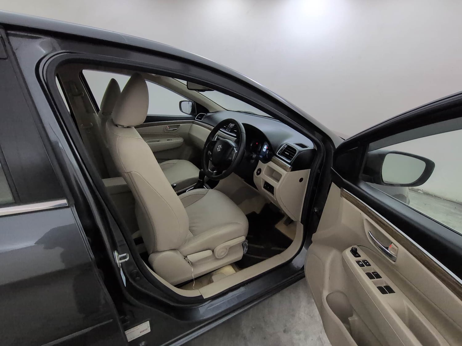 Used 2025 Maruti Suzuki Ciaz Alpha 1.5 AT Petrol Automatic interior RIGHT SIDE FRONT DOOR CABIN VIEW