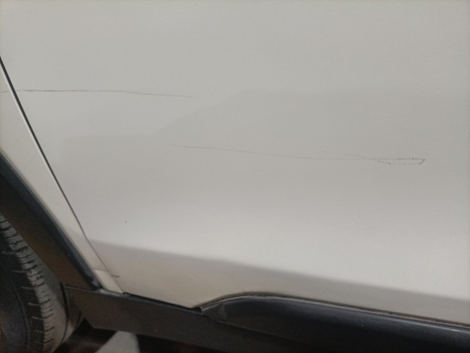 Used 2022 Mahindra XUV 300 W8 1.5 Diesel Diesel Manual dents MINOR SCRATCH