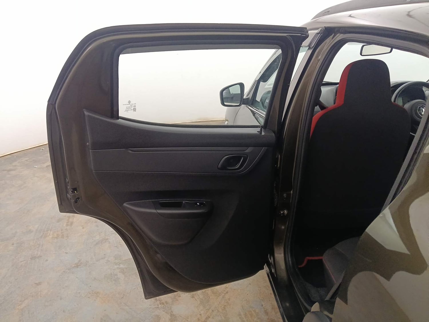 Used 2022 Renault Kwid RXT 1.0 (O) Petrol Manual interior LEFT REAR DOOR OPEN VIEW