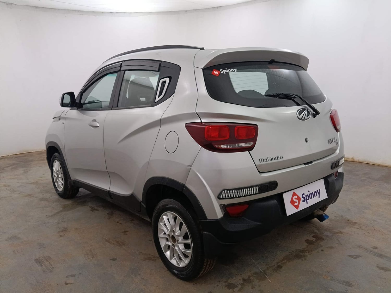 Used 2017 Mahindra KUV100 K8 6 STR Petrol Manual exterior LEFT REAR CORNER VIEW